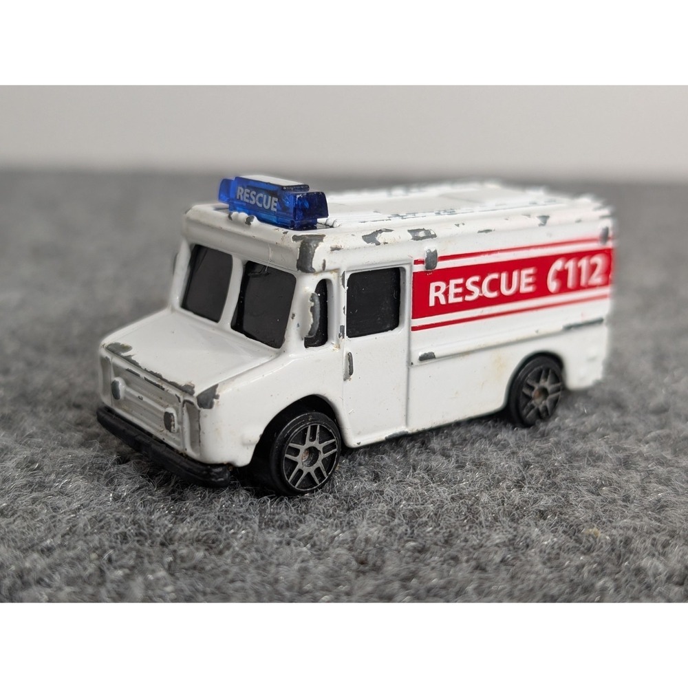 White Maisto Search Truck Rescue 112 Die Cast Chipped**